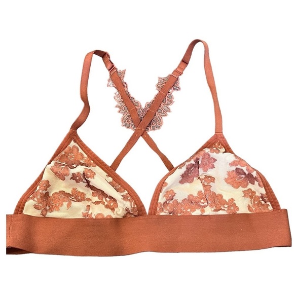 PINK Victoria's Secret Other - PINK VICTORIAS SECRET bralette floral lace large